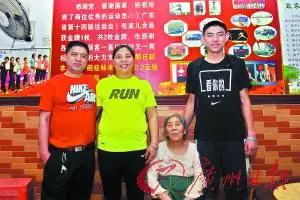 刻苦训练篮球时如何避免受伤的建议_0